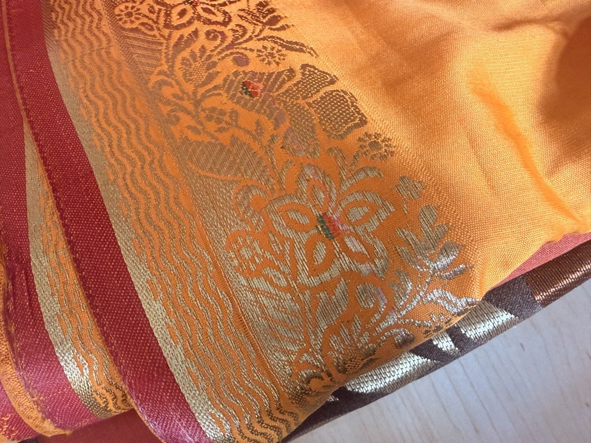 Tessuti: Stoffpaket 4 wunderschöne indische Seidenstoffe – Nuovo (secondo la descrizione) da Elsau venduto da mintgreen1 2
