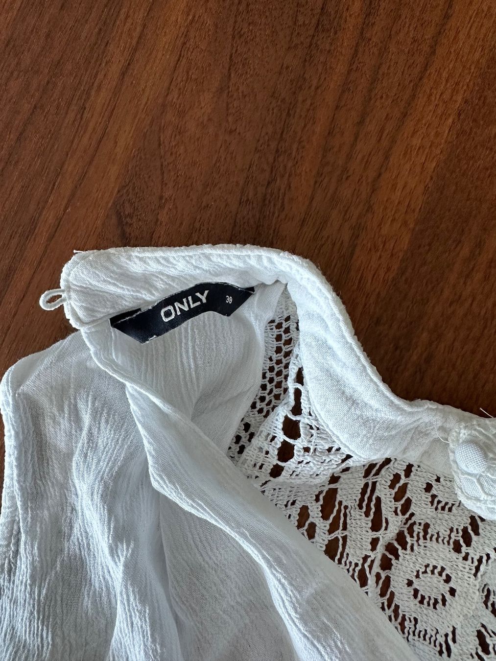 Only Tops: ONLY Dallas TOP, Gr. 38, weiss, Viskose – Gebraucht aus Brüttisellen von Molemo 2