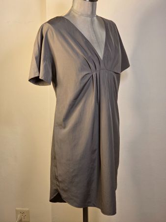 XS/S  34/36 BENETTON Stile superleichtes Tunikakleid grau