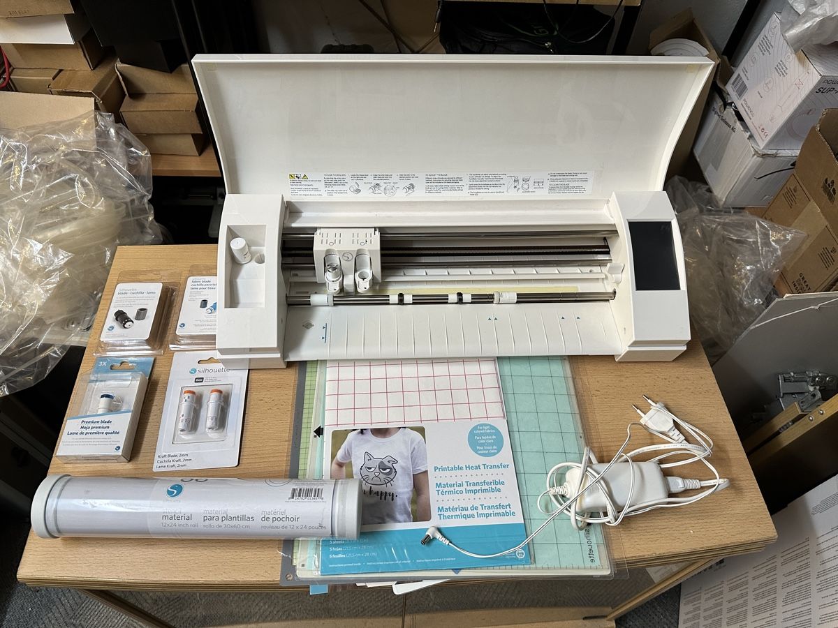 Grafica & Litografie: Silhouette Cameo 3 – Nuovo (secondo la descrizione) da Onex venduto da KB5149