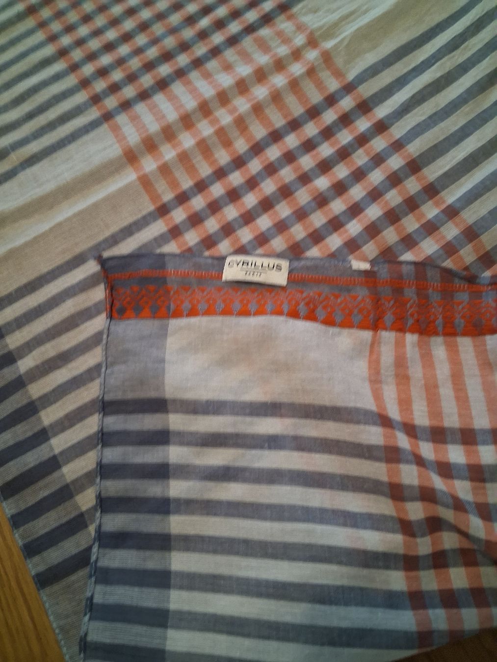 Cyrillus Foulard & Sciarpe: Echarpe Cyrillus coton 91x94cm – Nuovo (secondo la descrizione) da Corcelles-le-Jorat venduto da anggelaz 2