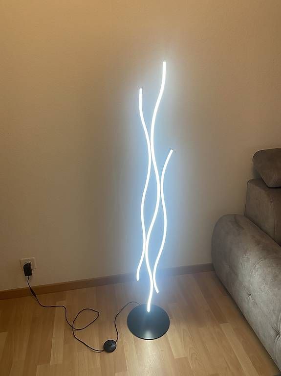 Lampade: Moderne LED Stehlampe, 150 cm Hoch – Usato da Oberengstringen venduto da and_xth6 2