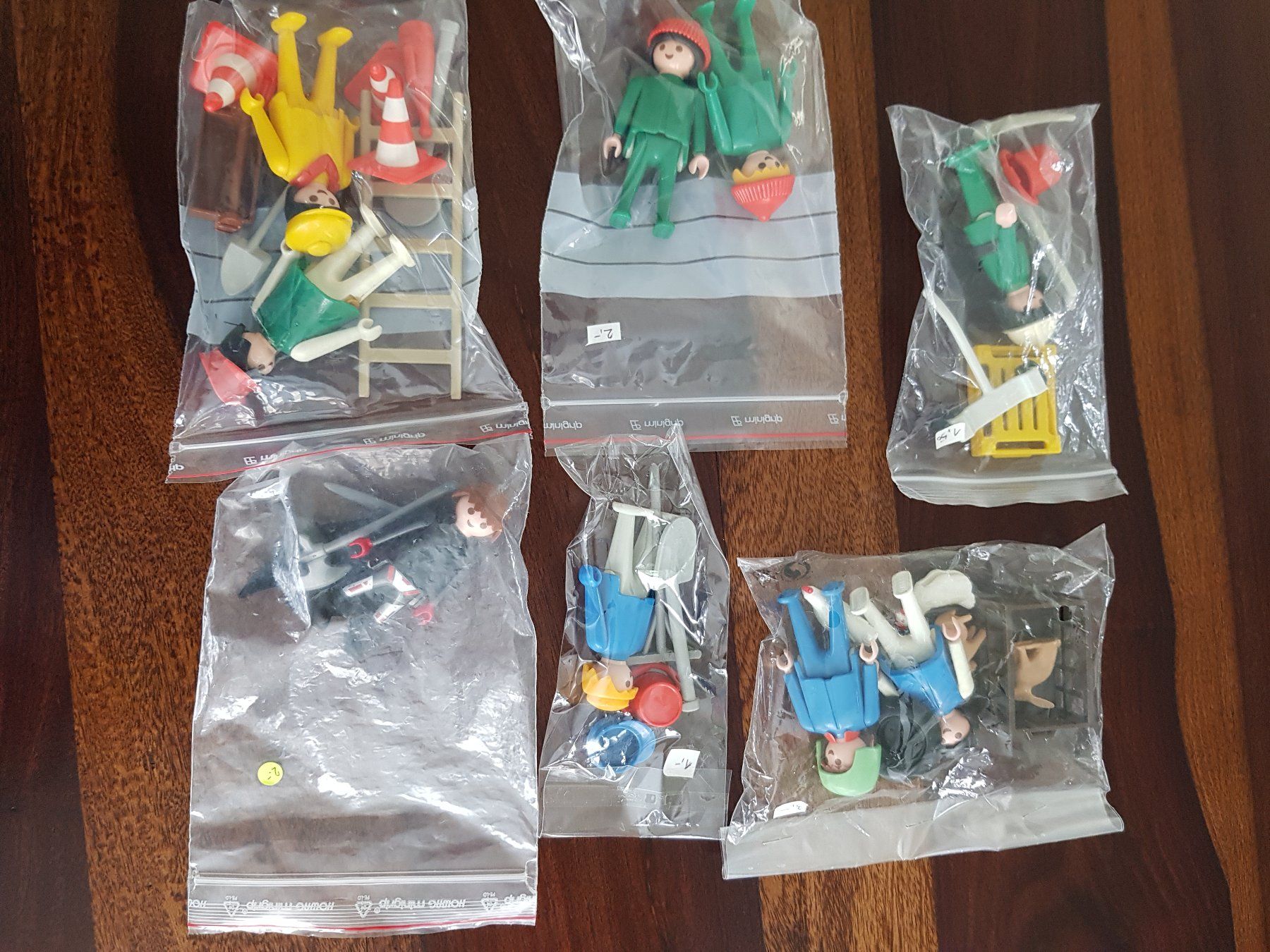 Playmobil Spielzeuge: Playmobil Figuren Nostalgie Konvolut – Gebraucht aus Gutenswil von rolfsimmen31 1