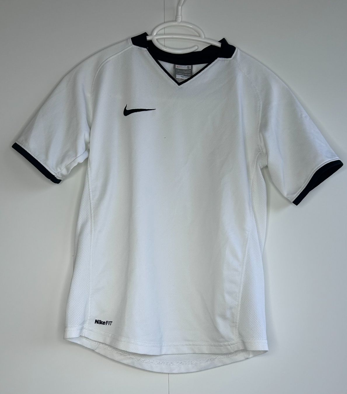 Nike Camicie, T-shirt & Polo: Nike Sport T-Shirt – Usato da St. Gallen venduto da look-twice