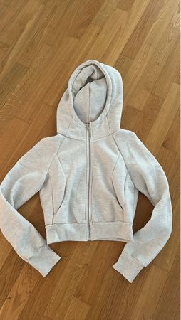 Sportliche Kapuzenjacke, hellgrau, Grösse S - Top Zustand