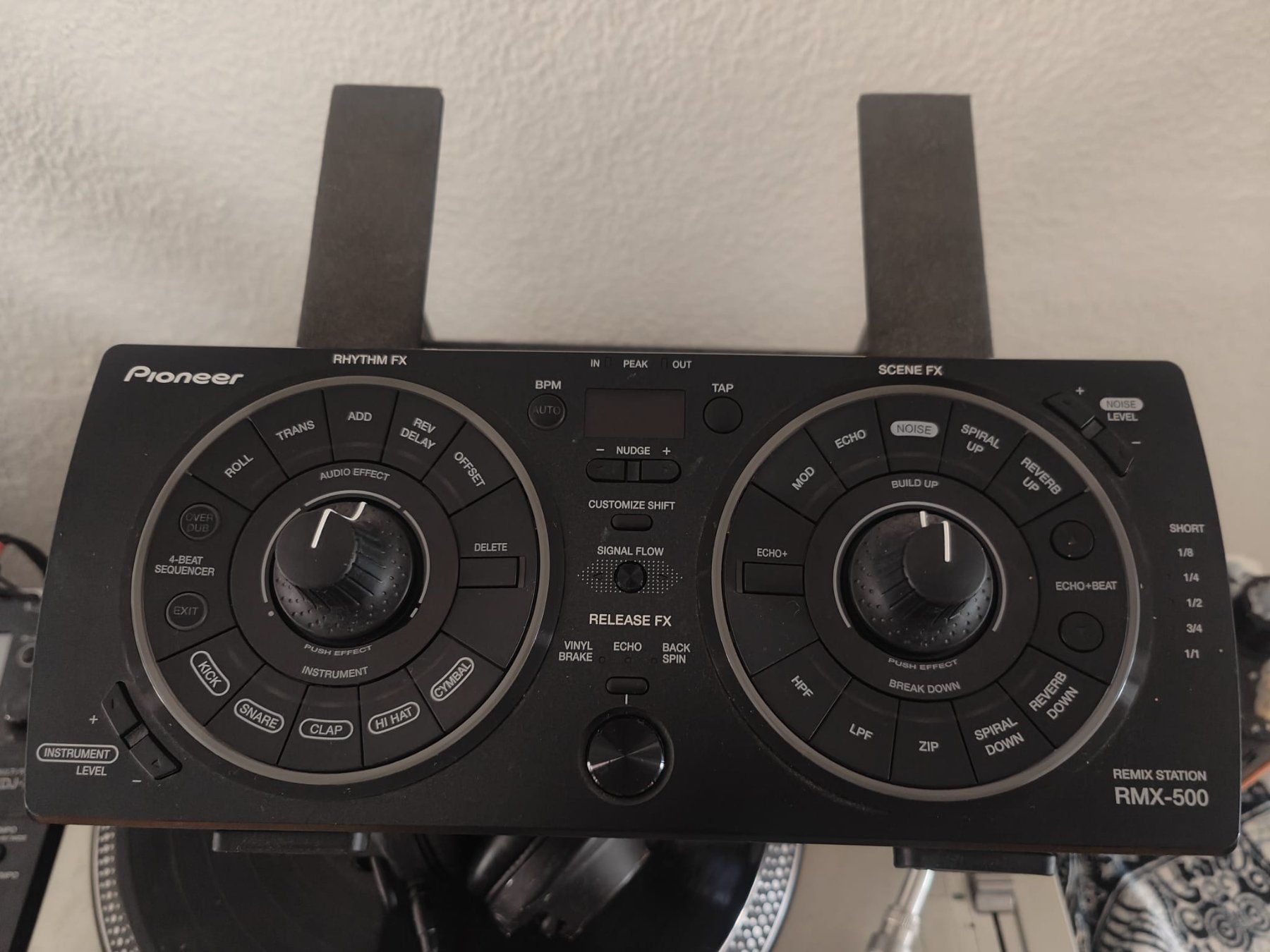 Pioneer Mischpulte: Pioneer RMX-500 Multi-Effects Unit – Gebraucht aus Zürich von