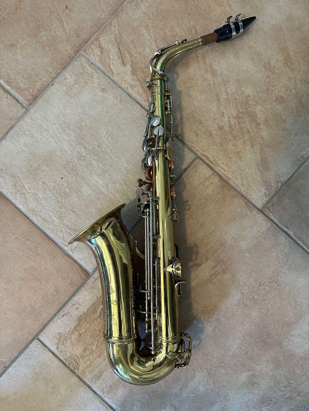 Musikinstrumente: Saxophon "Keystone" – Gebraucht aus Uitikon-Waldegg von Zuegnis