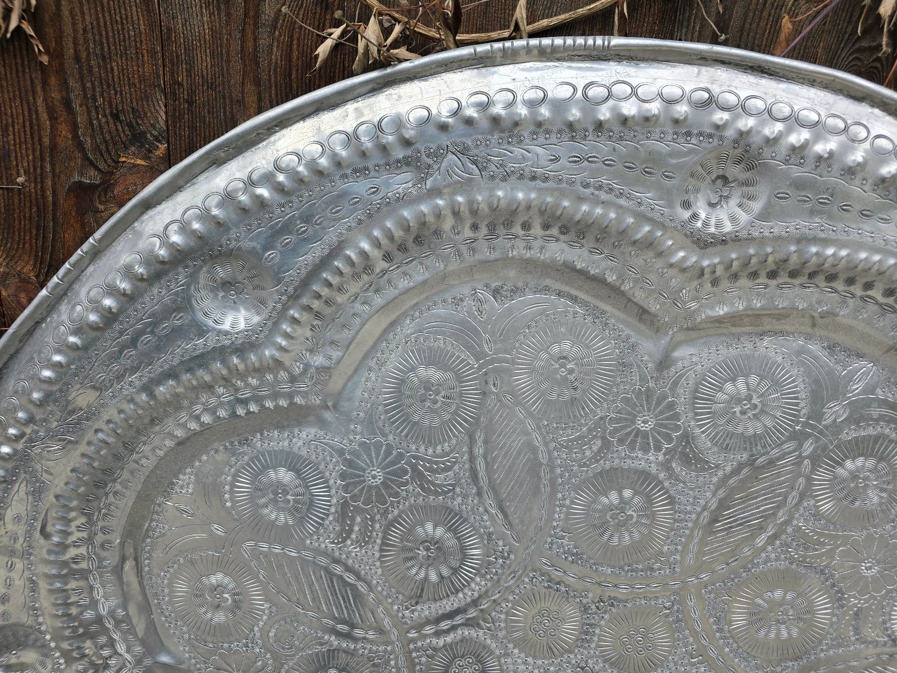 Servierplatten: Metall: Antikes Tablett, orientalisch (95 cm) – Gebraucht aus Romanshorn von Rachacha 1