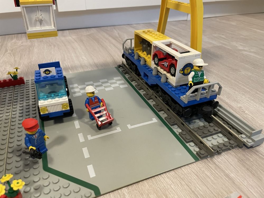 Lego 9v Cargo Terminal 4555 Gebraucht Komplett Kaufen Auf Ricardo