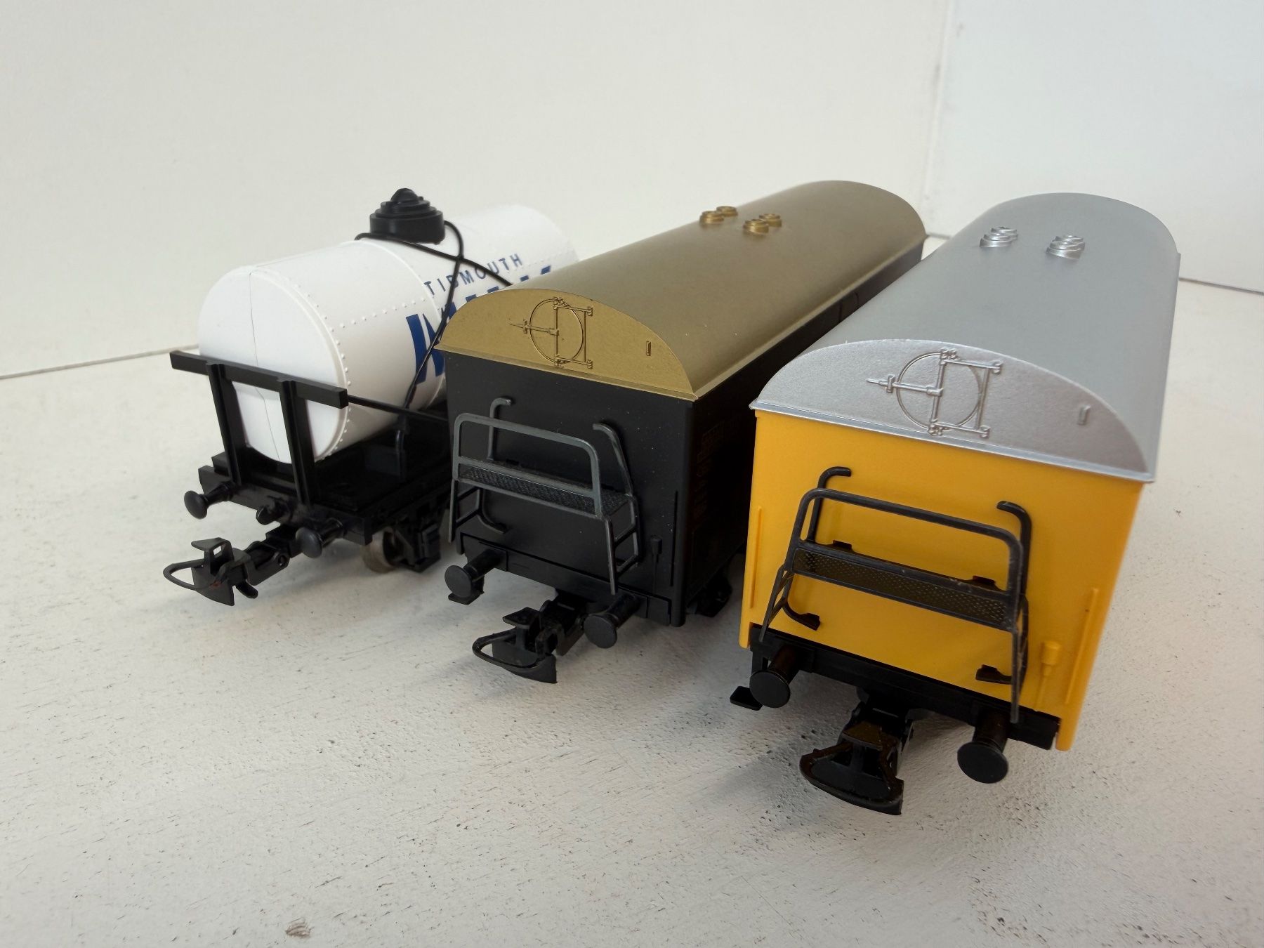 Märklin Modellini di ferrovie: Märklin 3er Set 44188 + 4415 Güterwagen der DB – Usato da Büsserach venduto da ModellbahnDepot 3