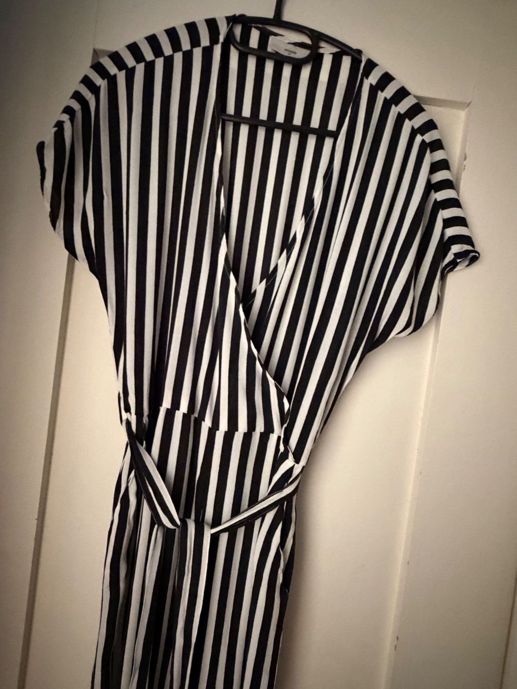 Jumpsuits: Schöner leichter Overall von Minimum – Neu (gemäss Beschreibung) aus Schaffhausen von _queen_c 1