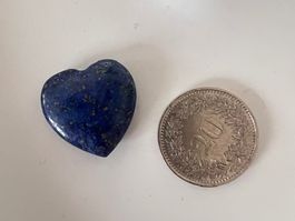 Petit coeur en lapis lazuli