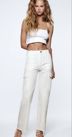 # WOMAN - Jeans ,,cargo’‘ Gr. 34 - ZARA #