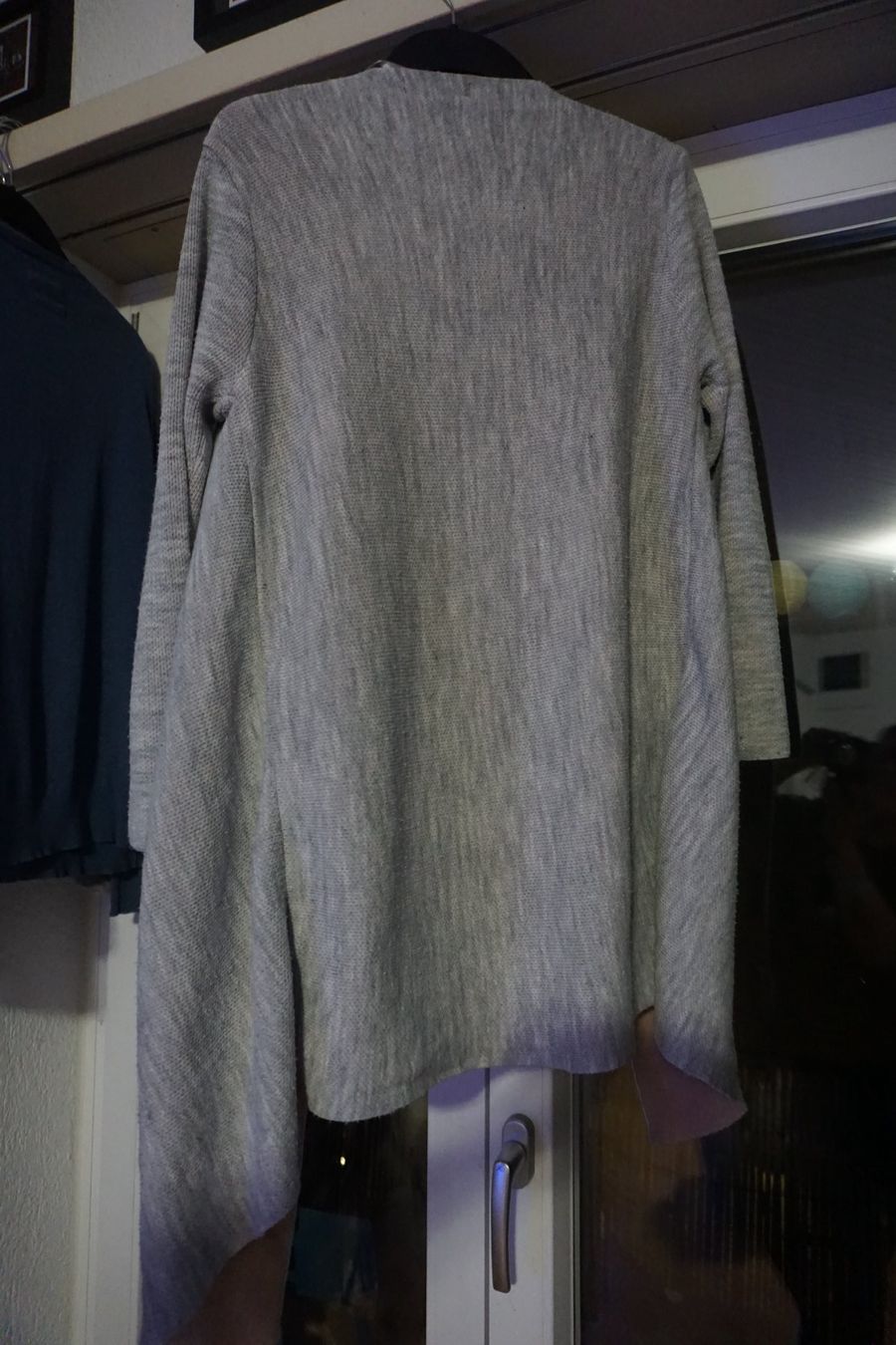Giacche: Atmosphere Strickjacke Gr. M, Grau/Beige – Usato da Zürich venduto da einalemjena 4