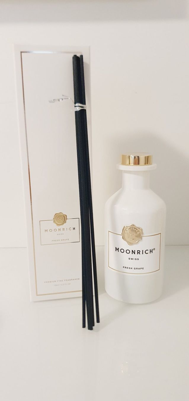 Spray per ambienti: Moonrich Raumduft Fresh Grape – Usato da Stansstad venduto da InStyle8