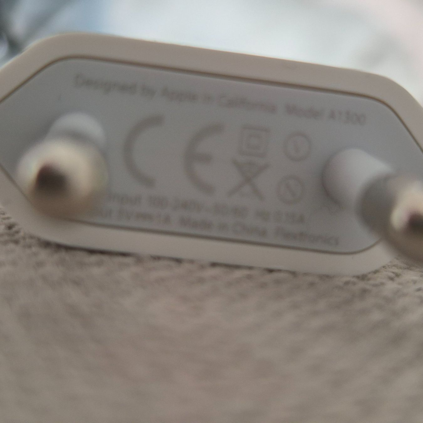 Apple Chargements: Apple Adapter mit aftermarket Kabel - USB Typ-A – D'occasion à Worb par WatchesAndVinyl 1