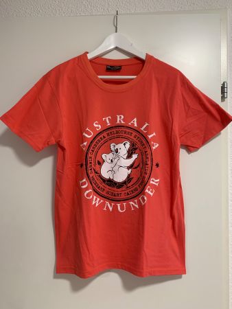 Neu T- Shirt Gr. M