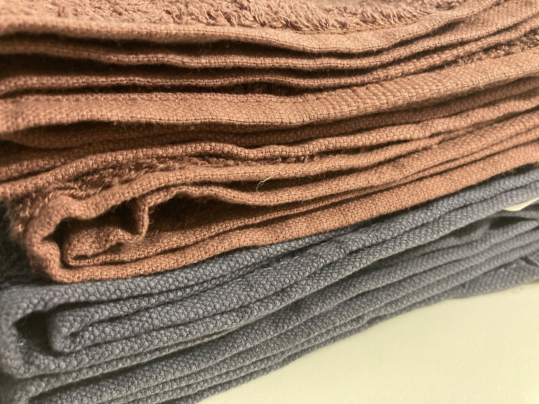 Serviettes: Set de 6 linges serviettes – Neuf avec emballage d'origine à Genthod par daz_world 4