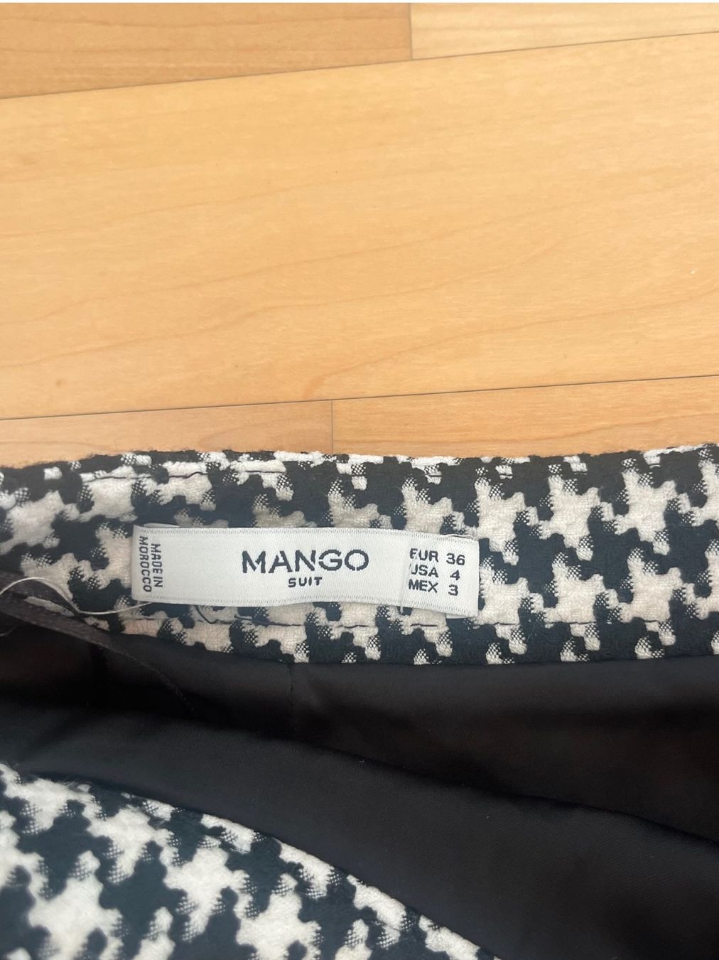 Mango Gonne: Minirock von Mango – Usato da Domat/Ems venduto da sarab_18 2