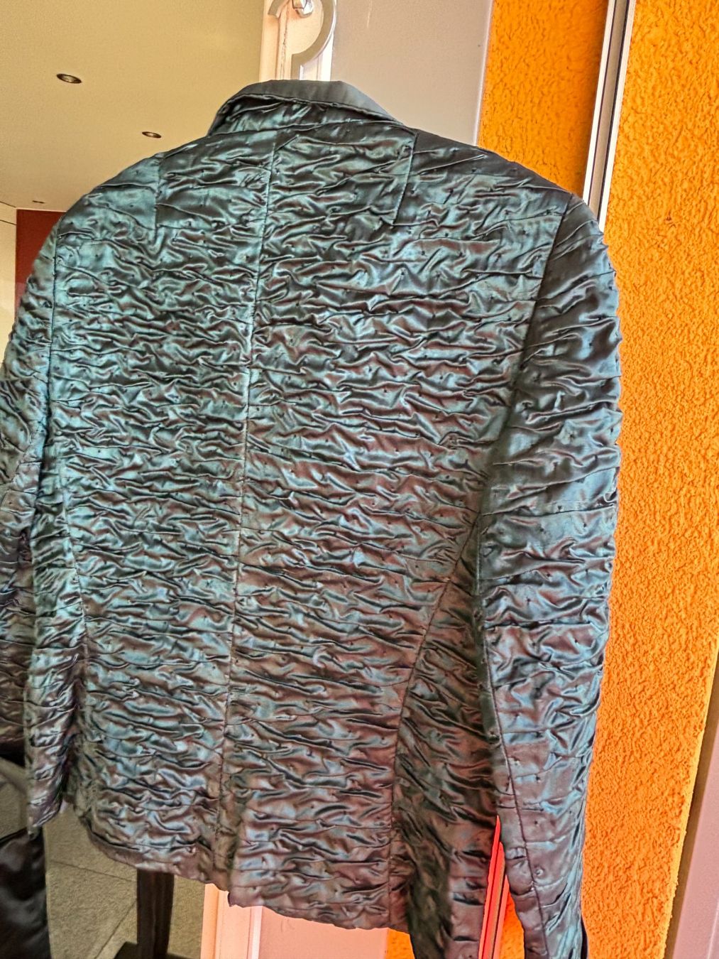 Akris Jacken: Akris Jacke Gr. 38, 59% Seide, 41% Polyacryl – Gebraucht aus schmerikon von nicole091 5