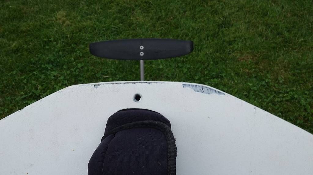 Aquilone: kitefoil setup complet planche et foil carbone – Usato da montreux venduto da Alexwagner 3