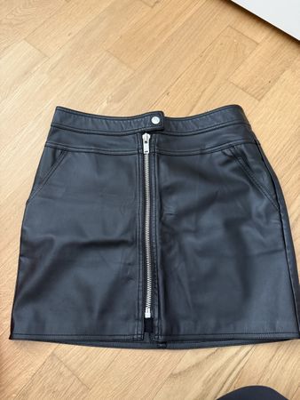 Mango Lederrock Grösse M schwarz