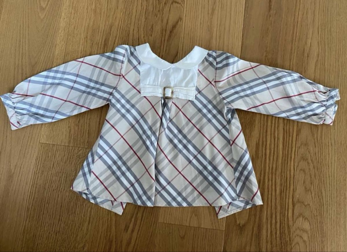 Lotti & Set di vestiti: Mädchenmode Bekleidungspakete 5-teilig Gr.86-92 – Usato da Genthod venduto da Tidus04 5