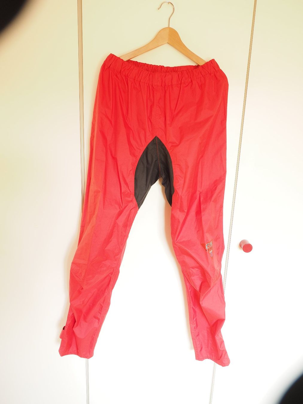 Pantalons: Velo Regenhose – D'occasion à Arboldswil par Alexis46 3