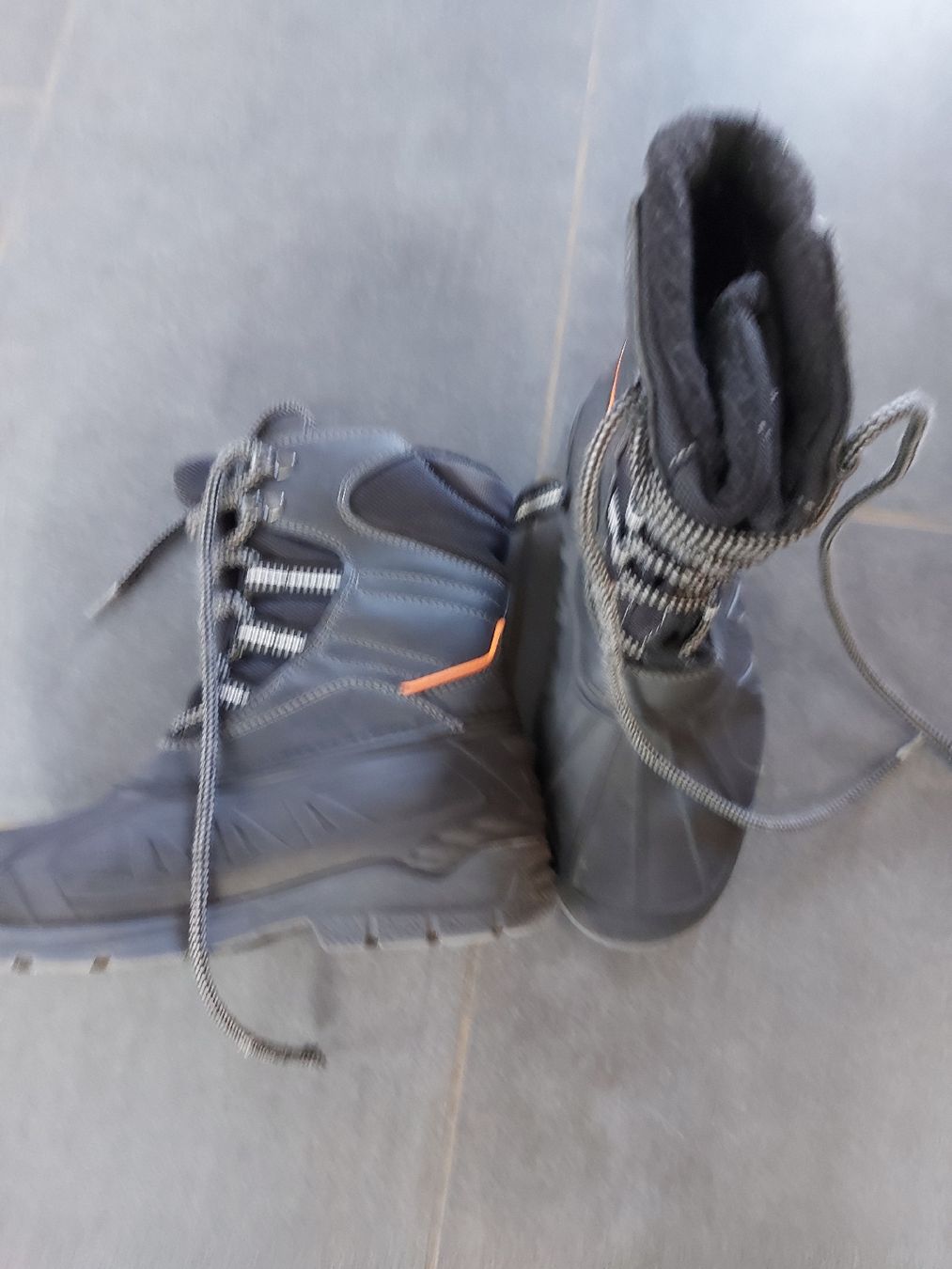 Scarpe per ragazzi: Winterschuhe Gr. 36 – Usato da Trimbach venduto da Shanja99 1