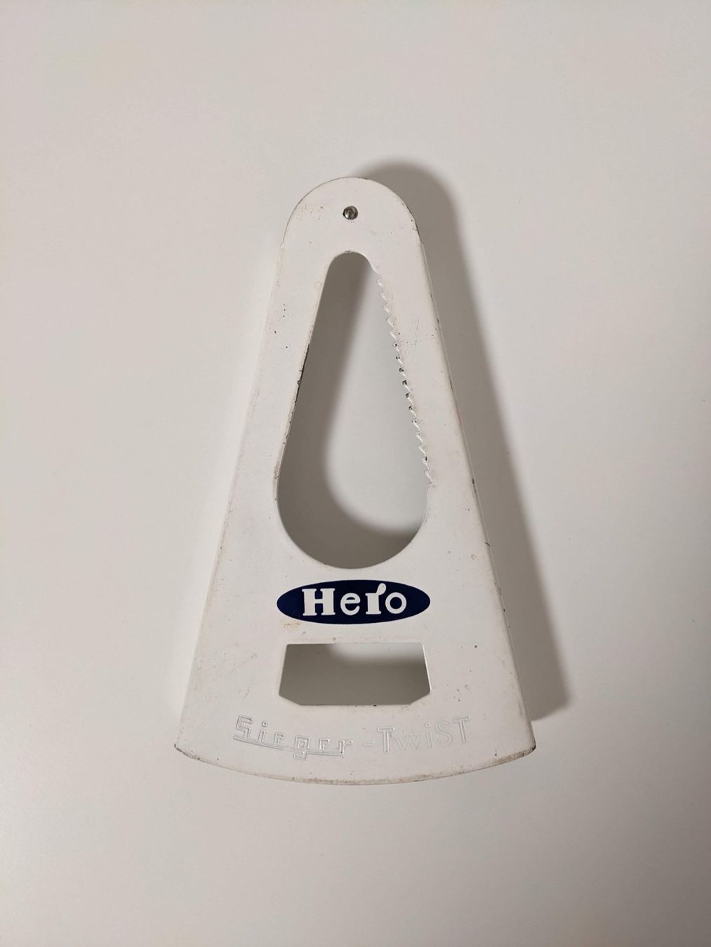 Flaschenöffner & -verschlüsse: HERO Universalöffner Multiöffner Flaschenöffner, vintage – Gebraucht aus Zürich von Good_old_days