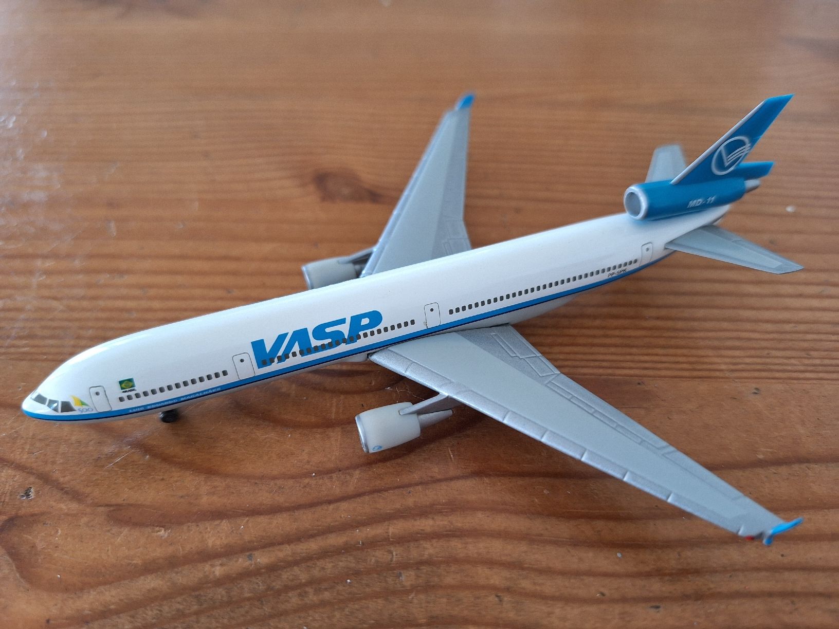 Herpa Kit di modellismo & Modellini statici:  MD-11 VASP 1:500 – Usato da Sargans venduto da nicsam1815 1