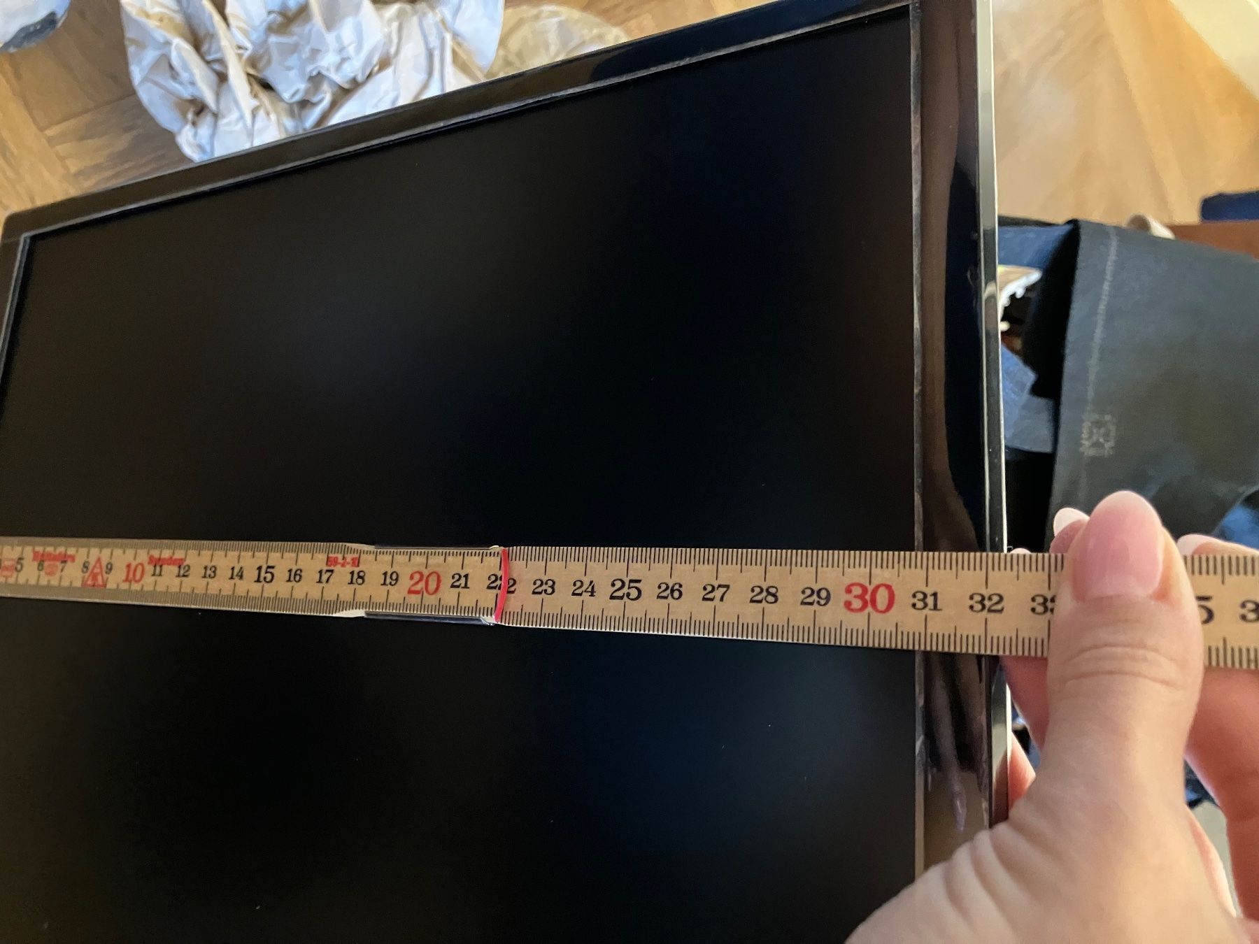 Samsung Monitore: Neuwertiger Bildschirm Samsung Ausstellung – Neu (gemäss Beschreibung) aus Herrliberg von spunggi 5