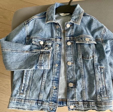 Veste en jean H&M, taille 128, parfait état