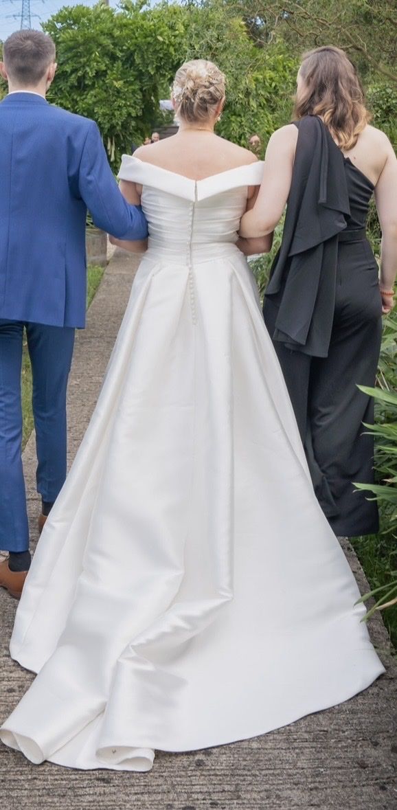 Kleider: Brautkleid JARICE Grösse 44 Elfenbein Argentin in gutem Zust – Gebraucht aus Metzerlen von sport001 5