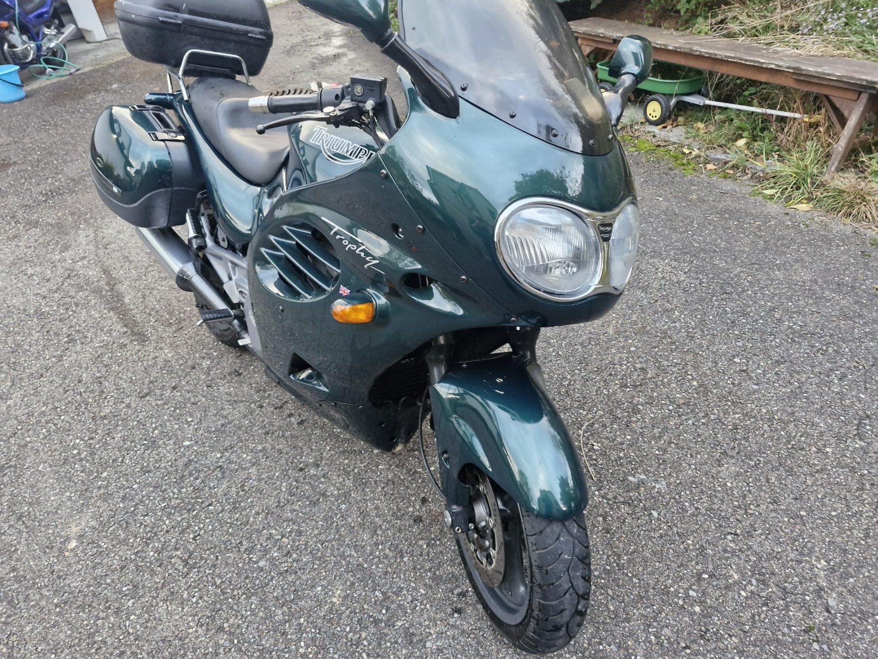 Triumph Touring: Triumph trophy 900 – Usato da kollbrunn venduto da Kirayvonne