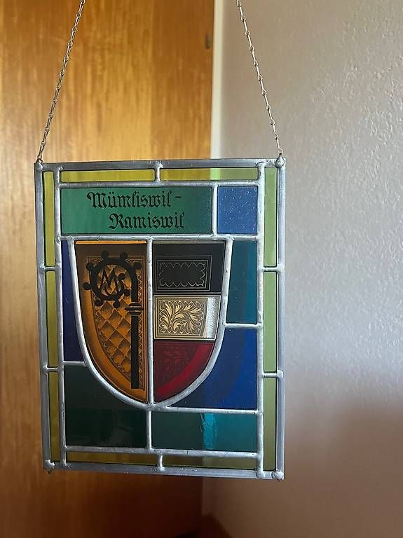 Figuren: Dorf-Wappen Mümliswil-Ramiswil – Gebraucht aus Olten von gabriel_27 3