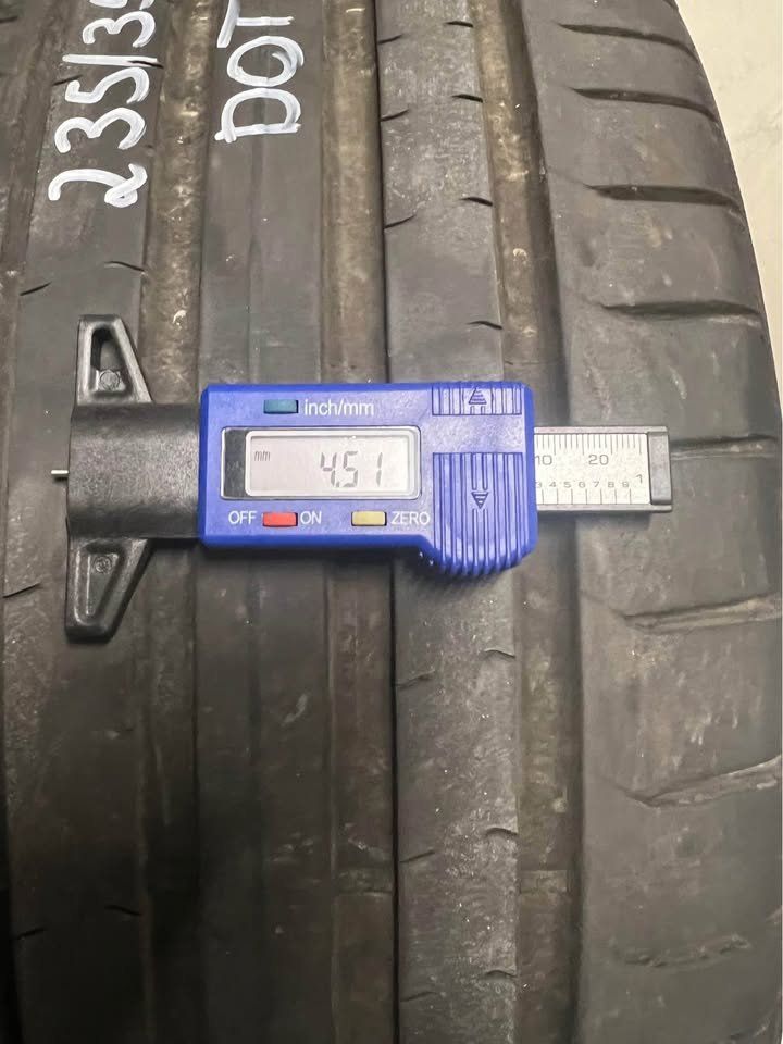 Pirelli Pneumatici & Ruote complete: 235/35R19 91Y Pirelli P Zero PZ4 – Usato da Füllinsdorf venduto da fel_d8d2