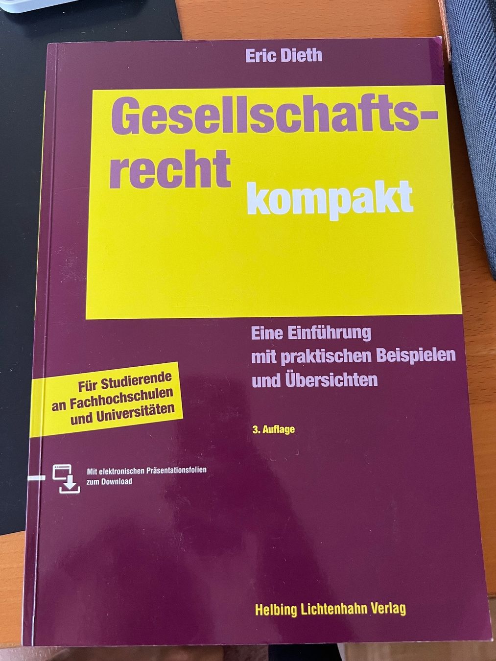 Libri: Gesellschaftsrecht kompakt – Usato da Rapperswil SG venduto da zani_st