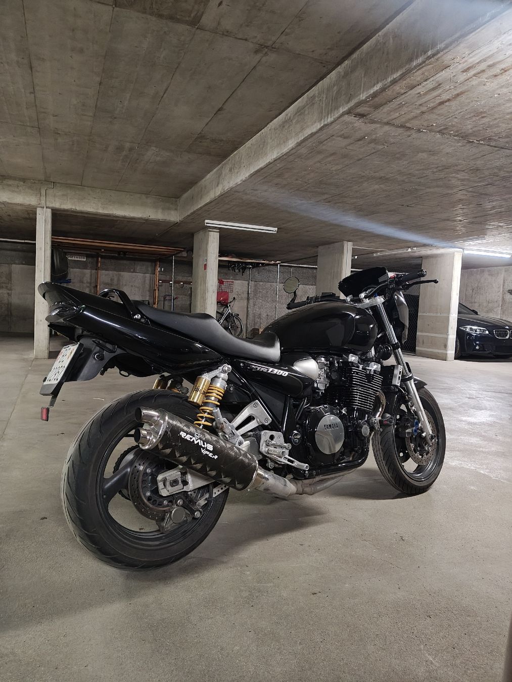 Yamaha Strada: Yamaha XJR 1300  – Usato da Saanen venduto da C.Fischli 3