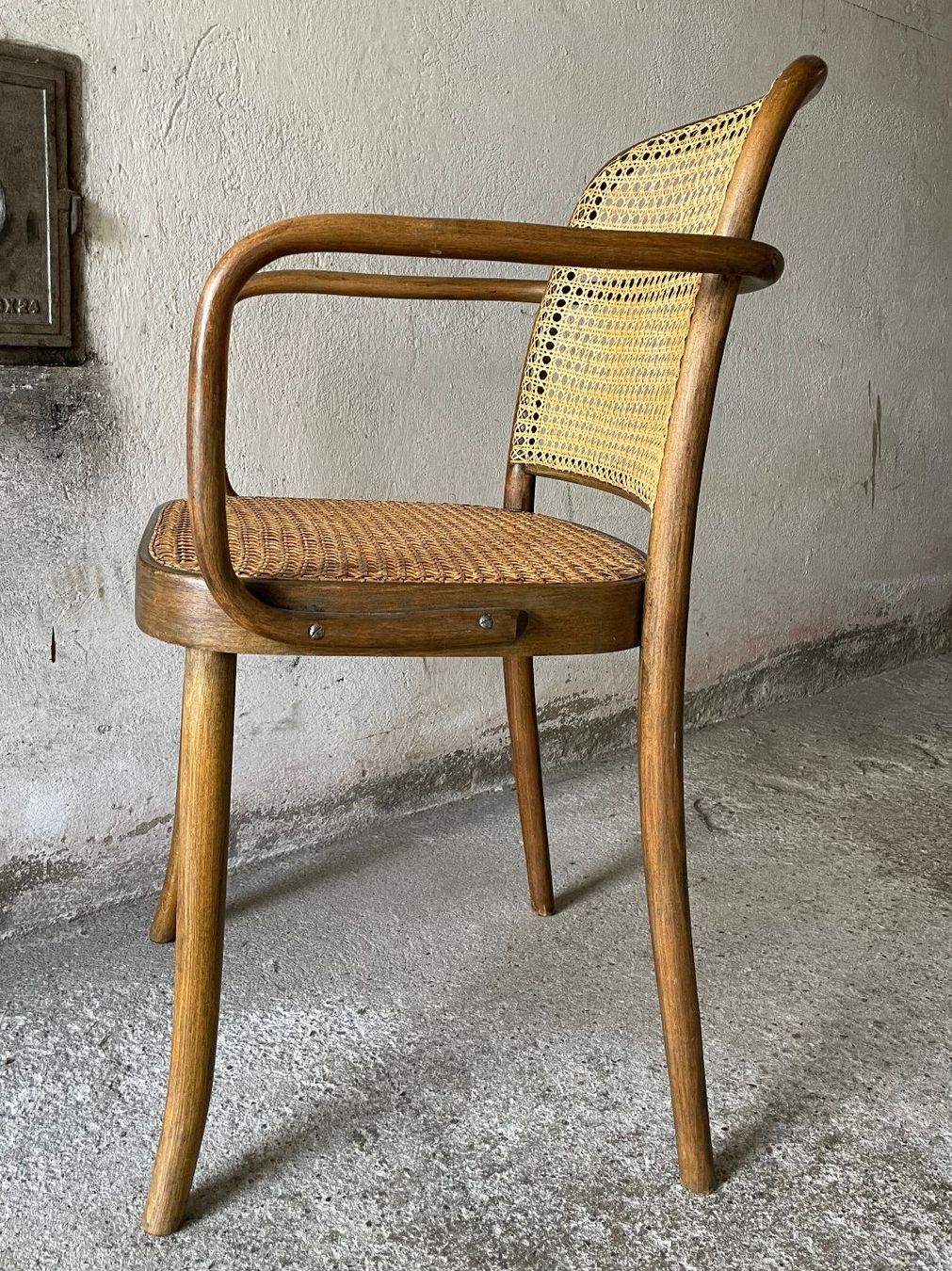 Thonet Sedie: Thonet Stühle 4 Stück – Usato da Luzern venduto da mintcar 4