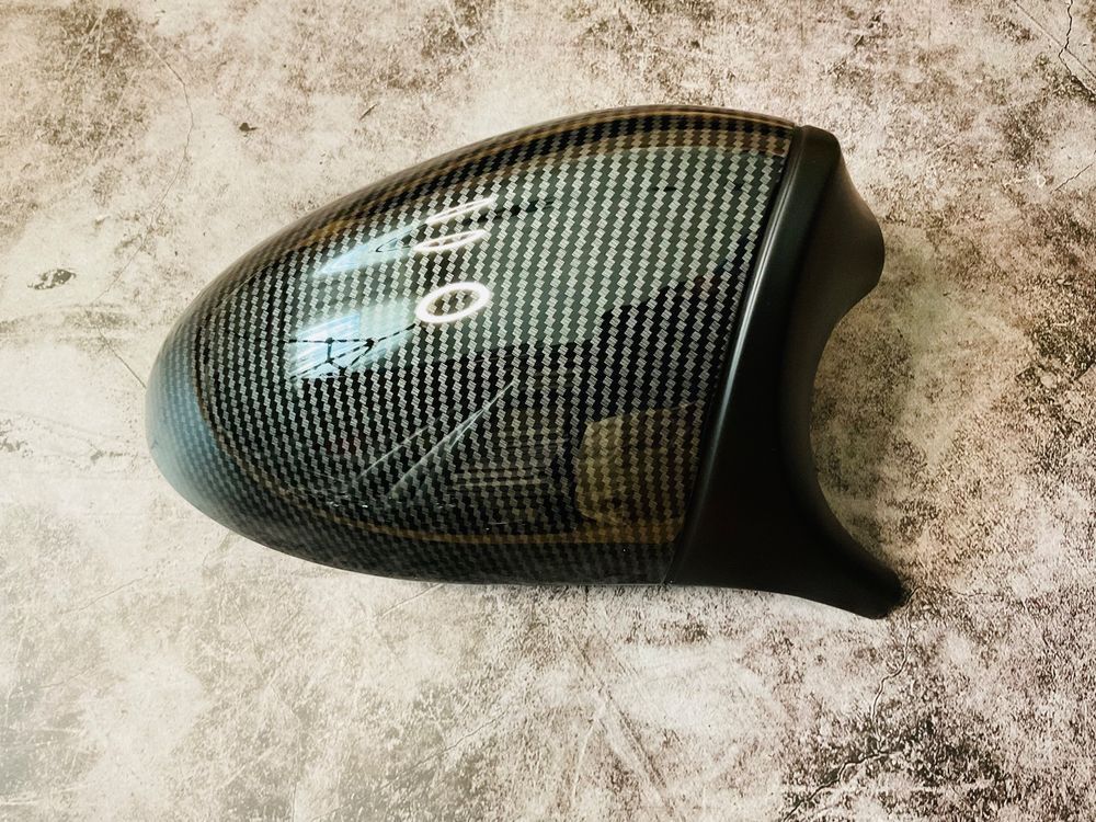 BMW Tutti pezzi di ricambio auto: BMW Spiegelkappen E81 E82 E87 E88 M Carbon Look 1 Serie Neu – Nuovo e nell'imballaggio originale da Balsthal venduto da D.K.Autoteile1 2