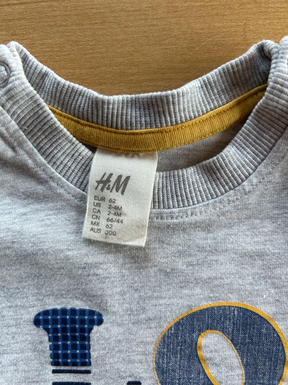 H&M Biancheria intima: Graue meliertes Body Grösse 62 – Usato da Grosswangen venduto da che_gr 1