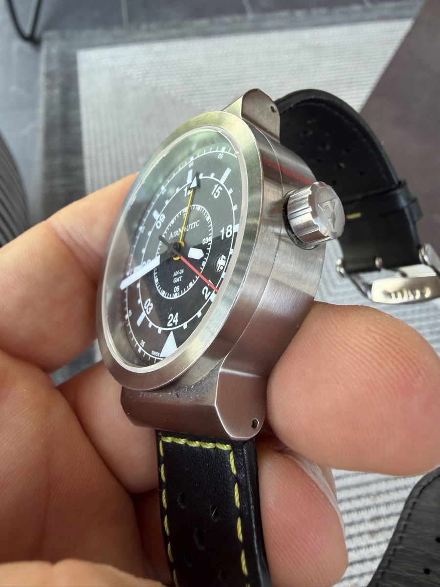 Montres: Airnautic Automatic GMT 41.5mm  – D'occasion à Satigny par leo_wh92 1