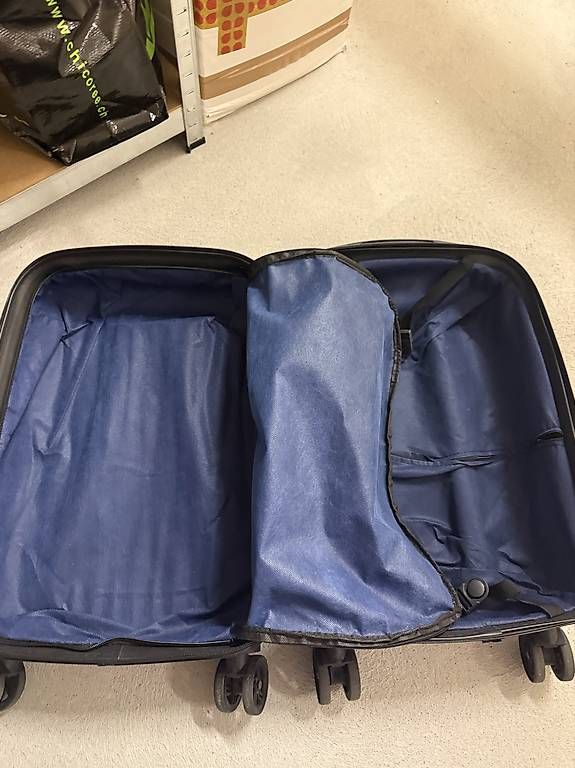 Valigie: Hartschalenkoffer rot – Usato da Grosswangen venduto da mir_m556 3