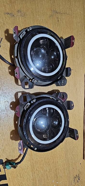 VW Fari: VW T3 LED Scheinwerfer – Usato da Merenschwand venduto da kiliwili4