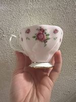 Tasse Sammlerstück Porzellan Royal Albert