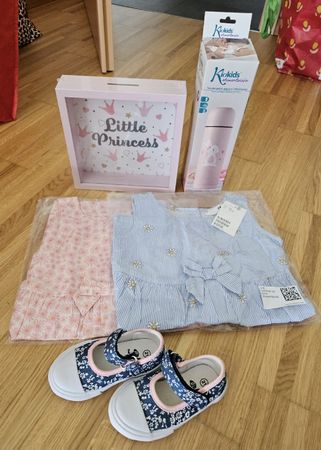Lot affaires petite fille