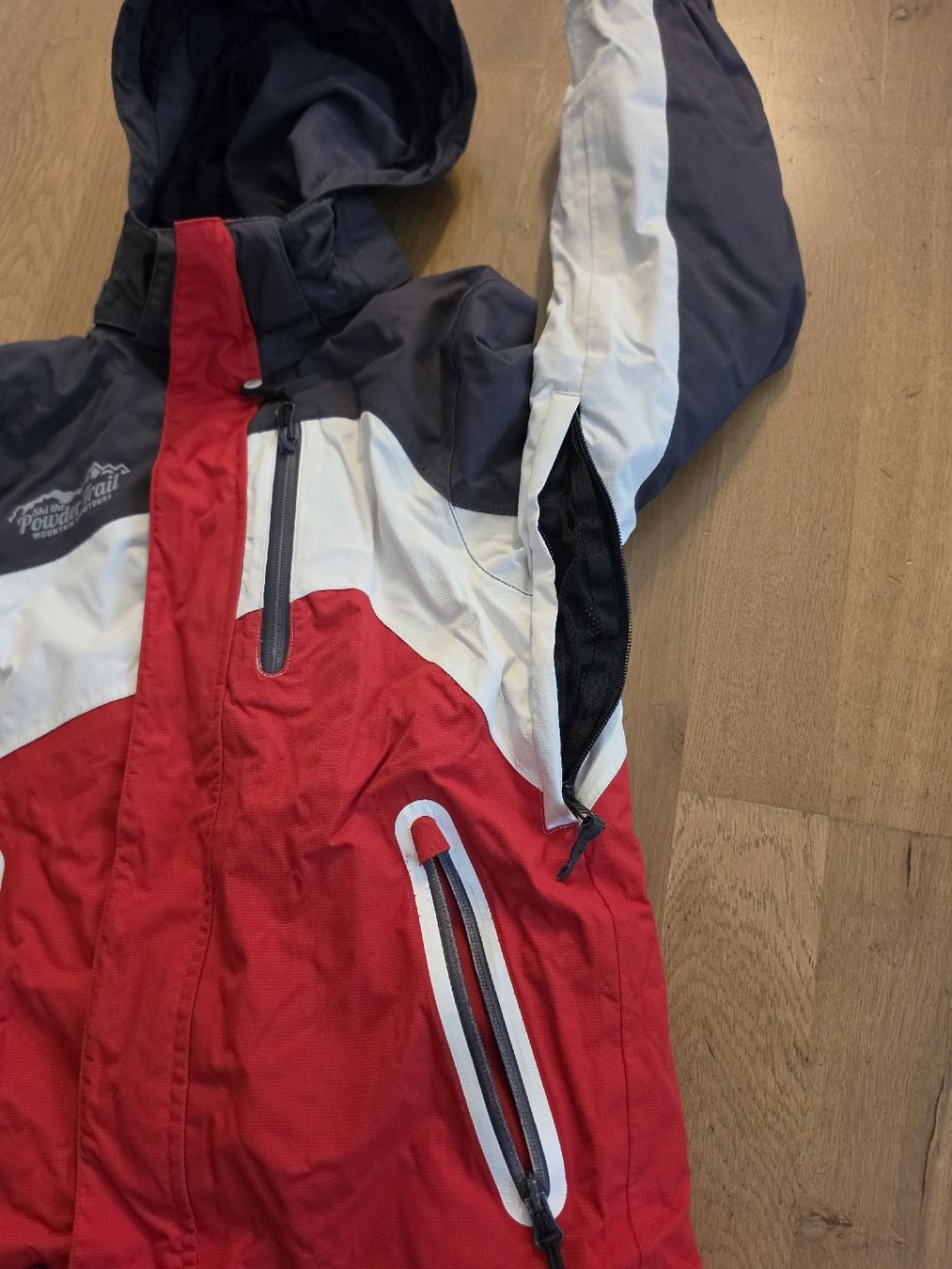 Kleiderpakete & -sets: Skianzug gr 128 – Gebraucht aus Rümlang von Franny93 1