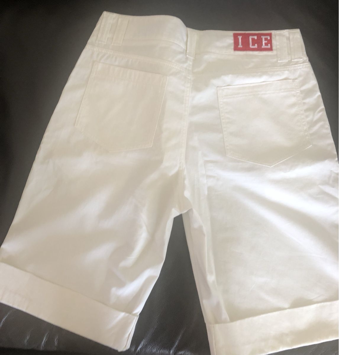 Pantaloni: Shorts von Iceberg – Nuovo (secondo la descrizione) da Solothurn venduto da galinka 1