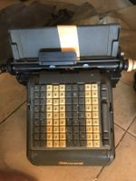 Eine Antike Rechnungsmaschine Monroe
